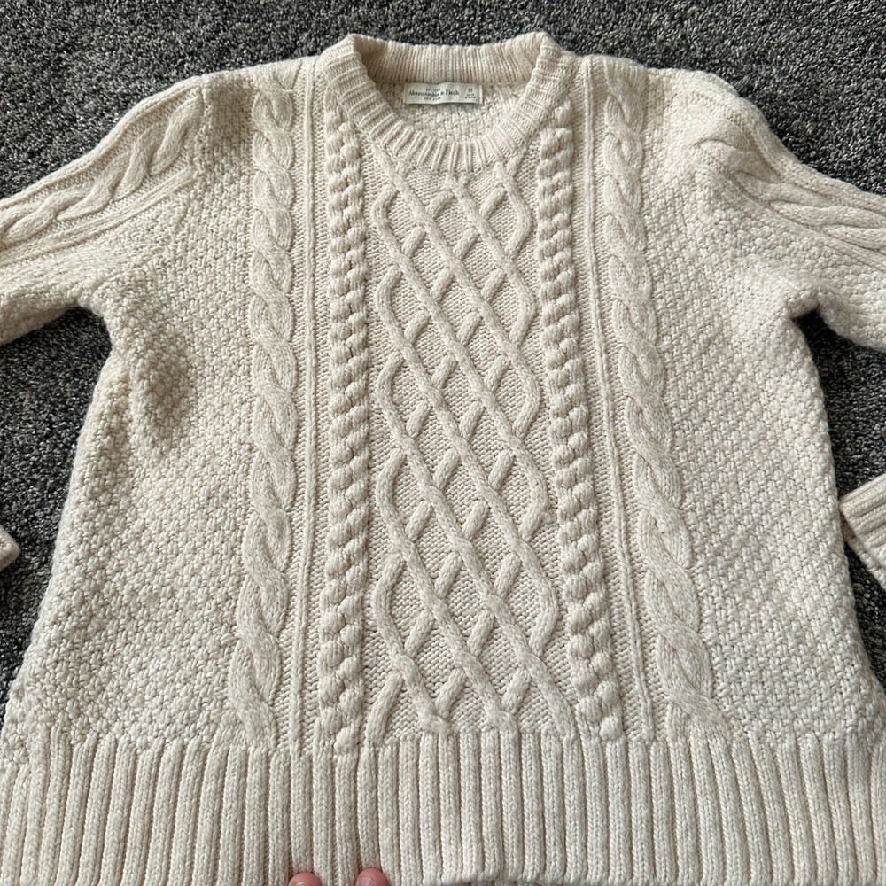 Abercrombie & Fitch Sweater Womens M White Cream Fishermen Cable Knit Pullover - Picture 3 of 16
